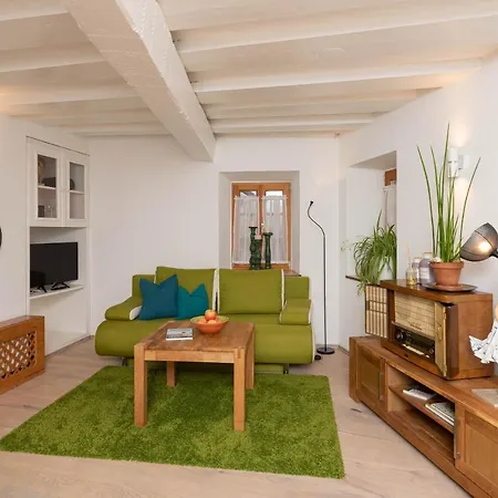 Schubert - Haus Konukevi